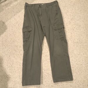 Wrangler Cargo Jeans, 38x32, Olive Green